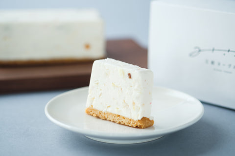 ヨーグルトチーズケーキ（カッサータ）