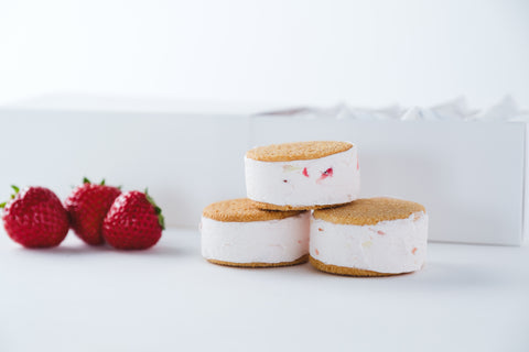 いちごヨーグルトバターサンドクッキー